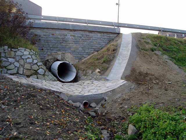Foto Sanace mostku ov r. 2005